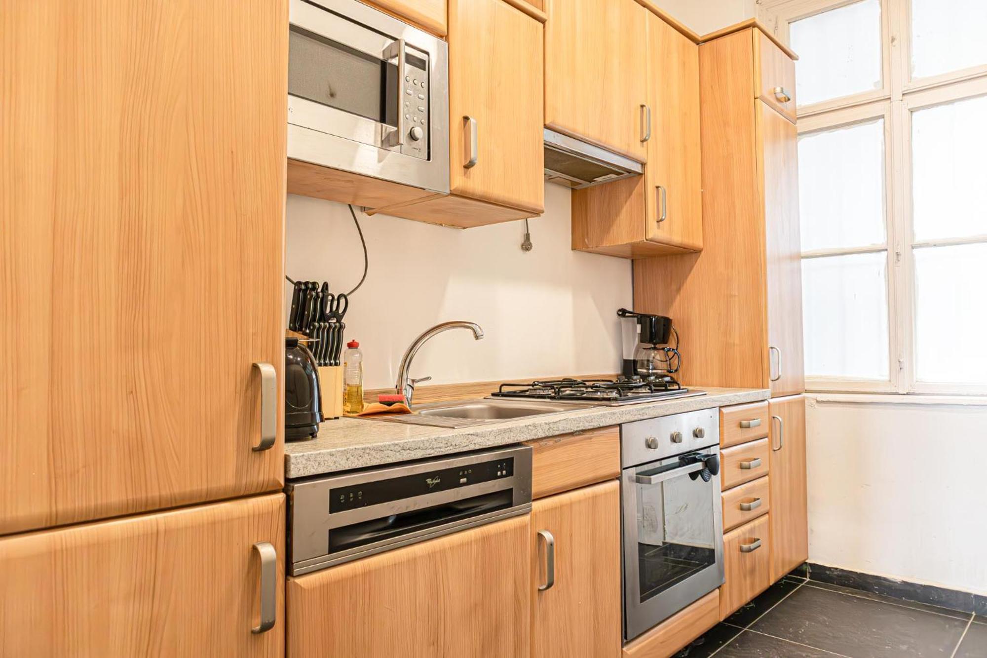 Apartamento Inviting 1br Apt-near U6 Station Am Schoepfwerk Viena